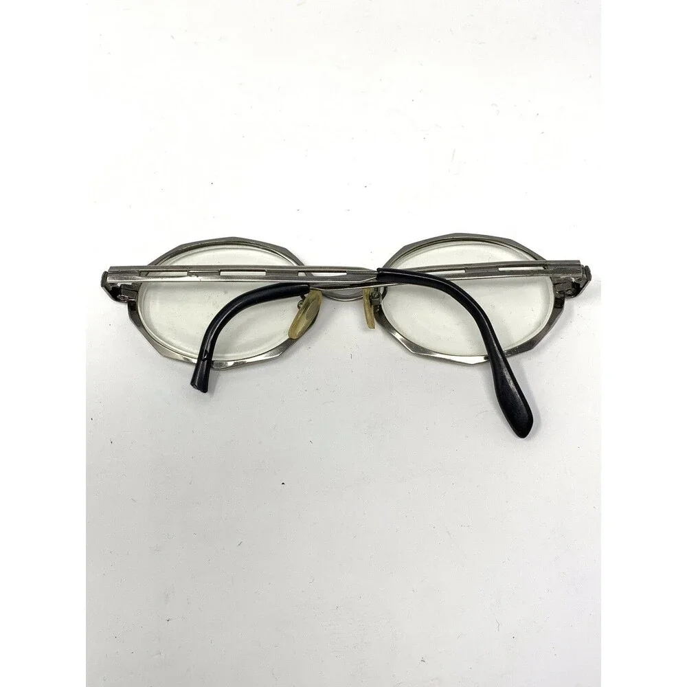 Vintage Unique Oval  Brushed Steal Frames (no Other Info) (Z19)